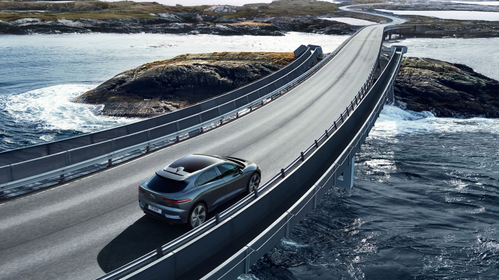 Jaguar I-Pace 3
