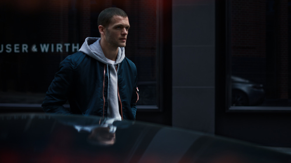 Aston Martin DB11 London 6