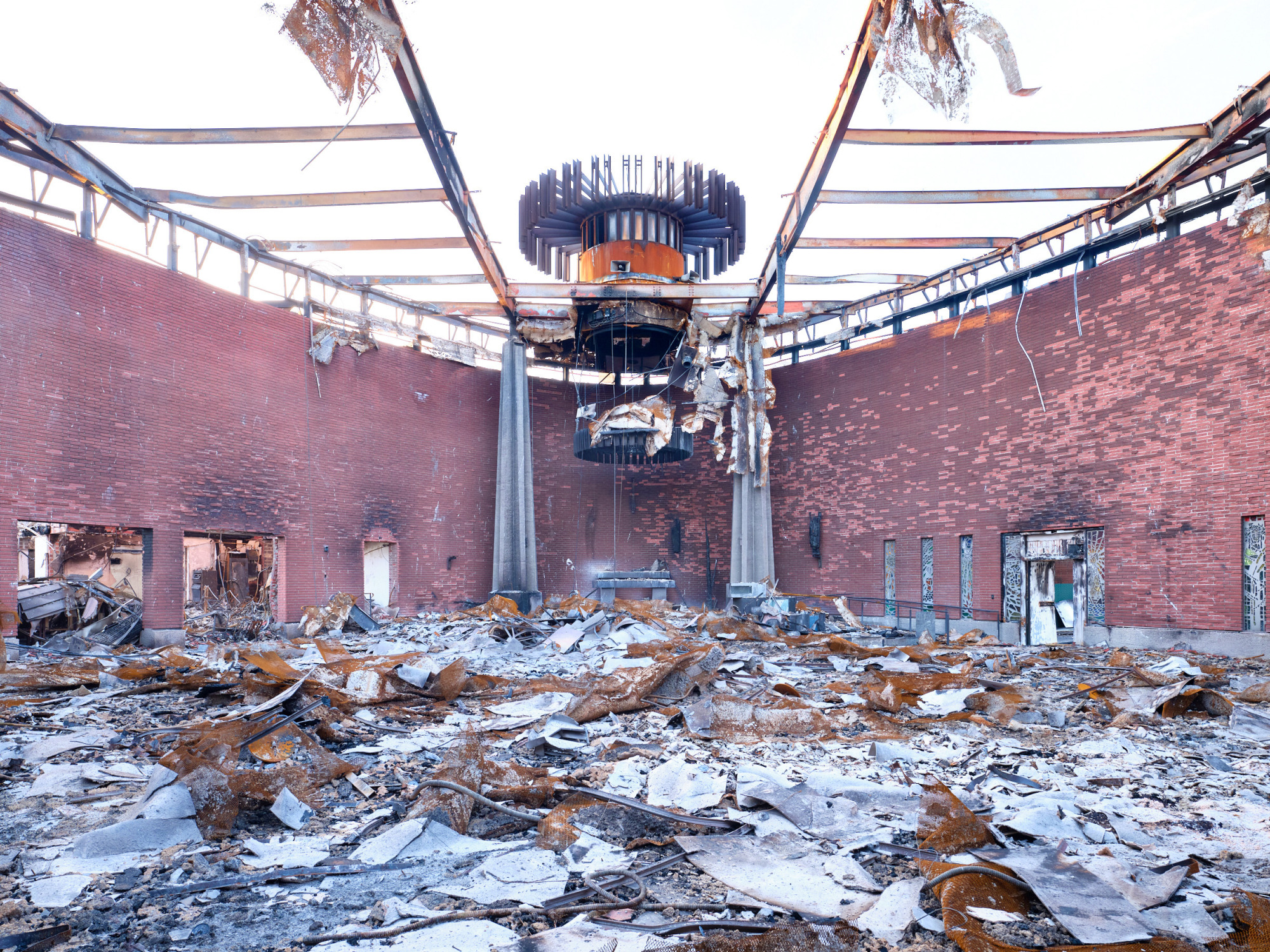Ashes of Modernism, LA fires