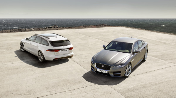 Jaguar XF 3