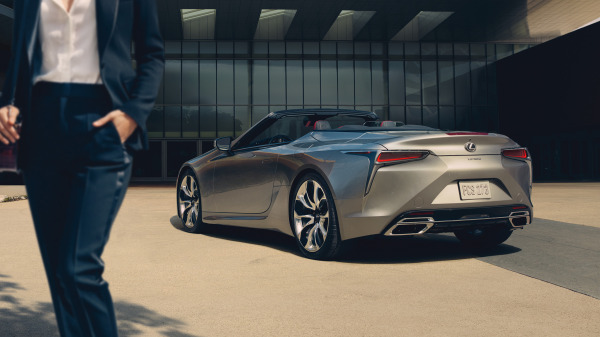 Lexus LC C 2