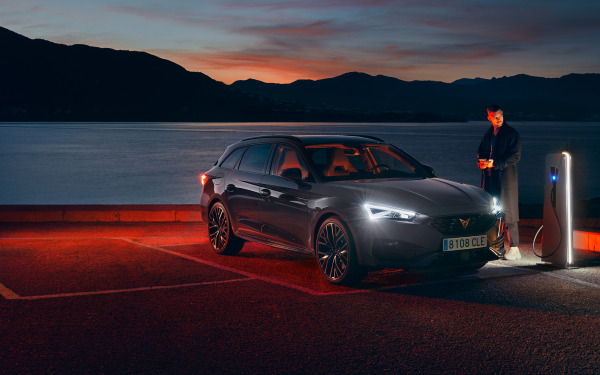 Cupra Leon Hybrid 2021 3