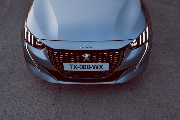 Peugeot 208 1